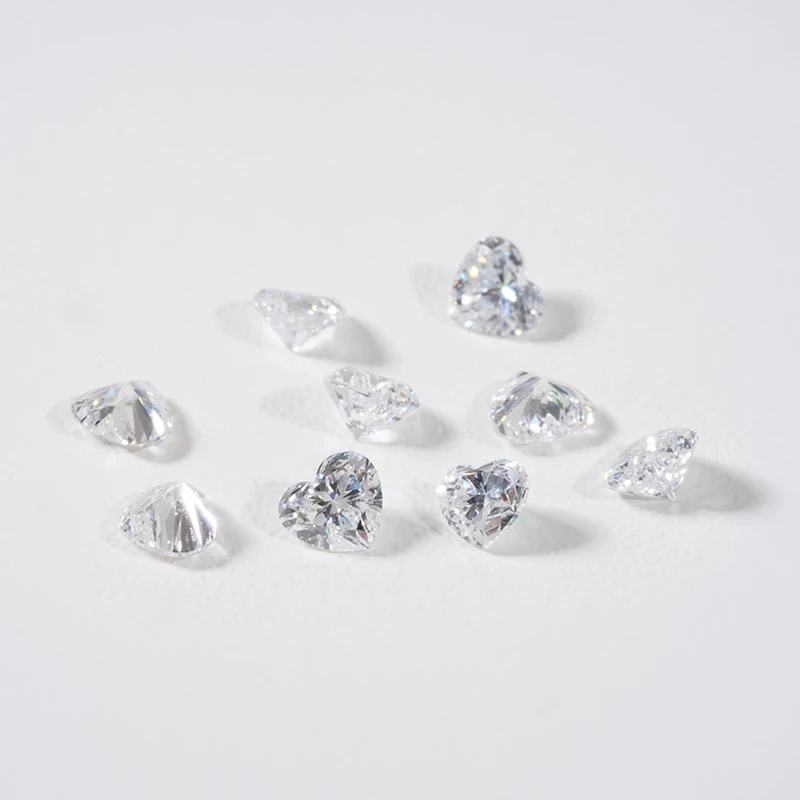 Лабораторные бриллианты с выращенным сердцем оптовая цена свободные белые