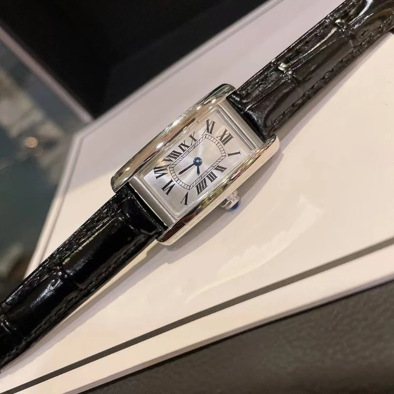 

Женские часы с золотым и серебряным кварцевым механизмом, женский квадратный циферблат 34 мм * 19 мм CT