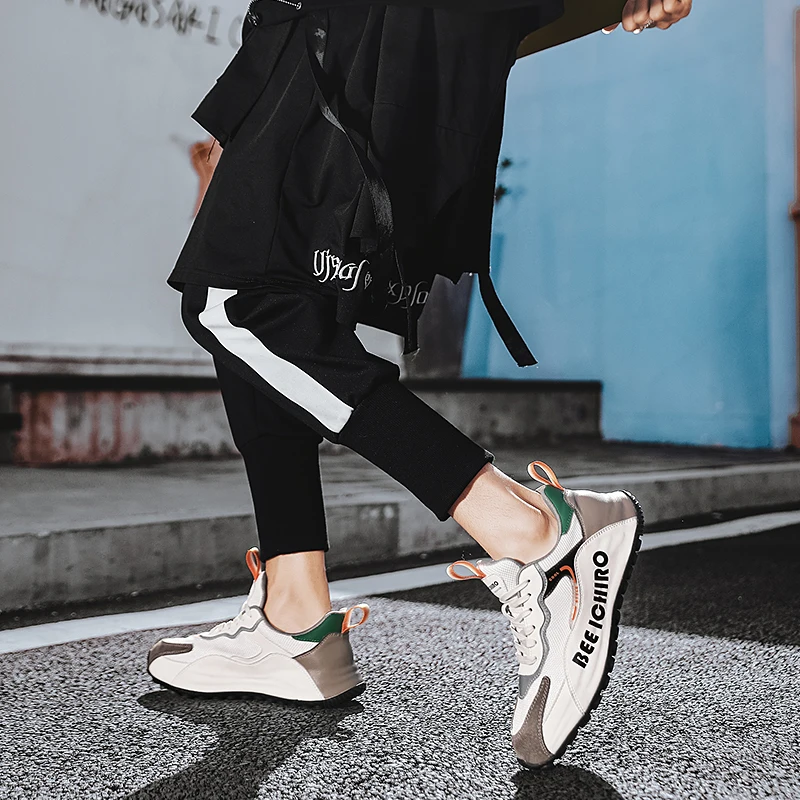 New Golf Shoes Men's Fashion Fitness Golf Sports Shoes White Black Beginner Men's Golf Training Shoes