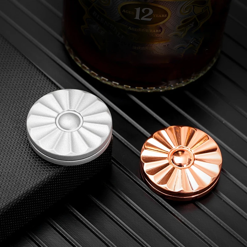 Фото Магнитный слайдер-монетка Daisy Rotation с звуком, EDC-игрушка-антистресс, фиджет-спиннер, тактильный кликер для снятия стресса у взрослых №1