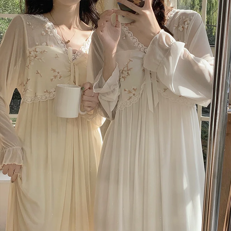 Lace Nightgown Women with Chest Pads Home Dressing Gown Princess Palace Retro Nightdress Casual Sleepdress Spring Sexy Nightwear
