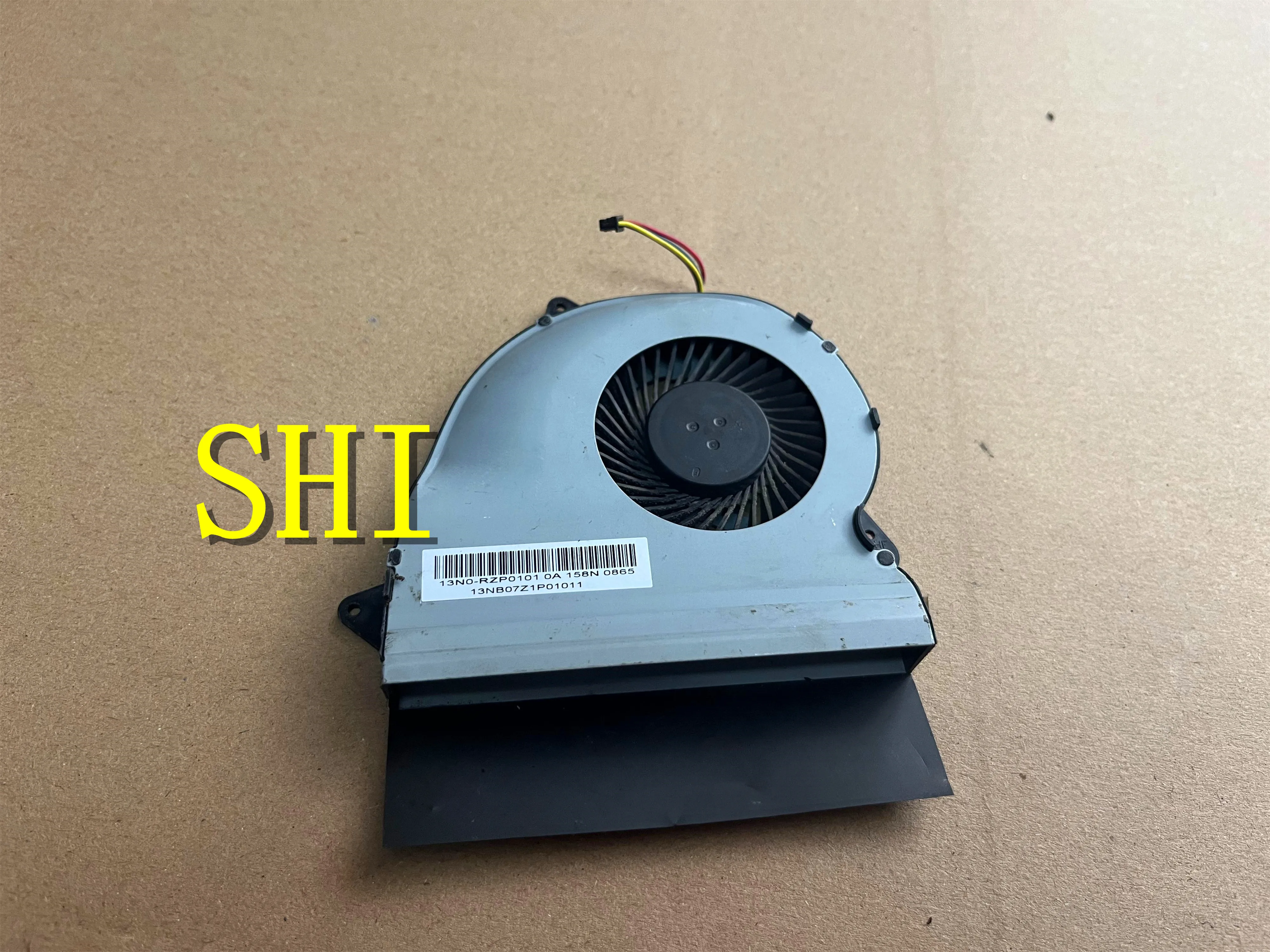 

FOR laptop CPU cooling fan Cooler radiator Notebook for ASUS 13NB07Z1P01011 SUN MF75120V1-C250-S9A free shipping