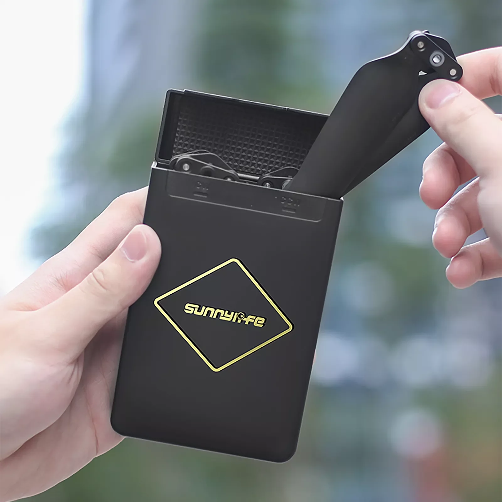 

Flip Propeller Storage Case 9453F Props Protective Box for DJI Mavic 3 Drone Accessories