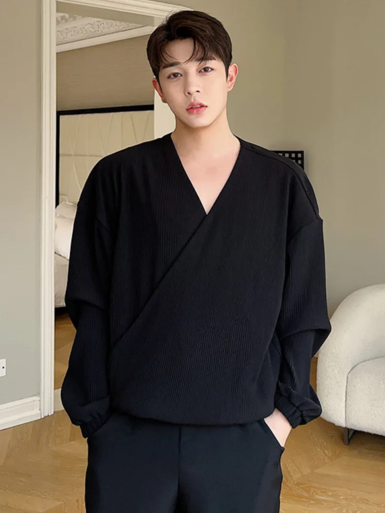 

SYUHGFA Men Clothing Long Sleeve Pleated Oversized T-shirt 2022 Spring Harajuku V-neck Solid Color T-shirt Tee Tops For Male
