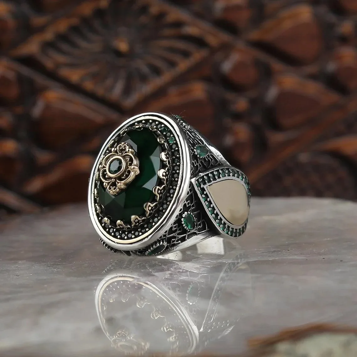 

Green Zircon Diamond Men's Gemstone Retro Ring Fashion Business Personality Men's Ring To Attend The Banquet Jewelry