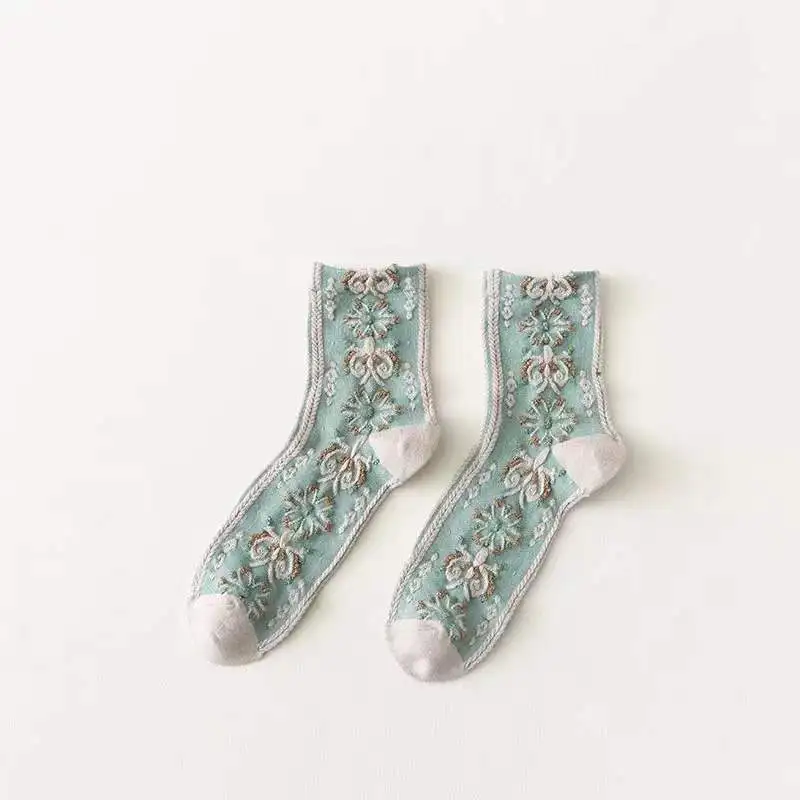 

Harajuku Retro Embroidered Women Socks Japanese Kawaii Cute Socks Ethnic Lolita Lace Flower Crew Socks Christmas Gift Fashion