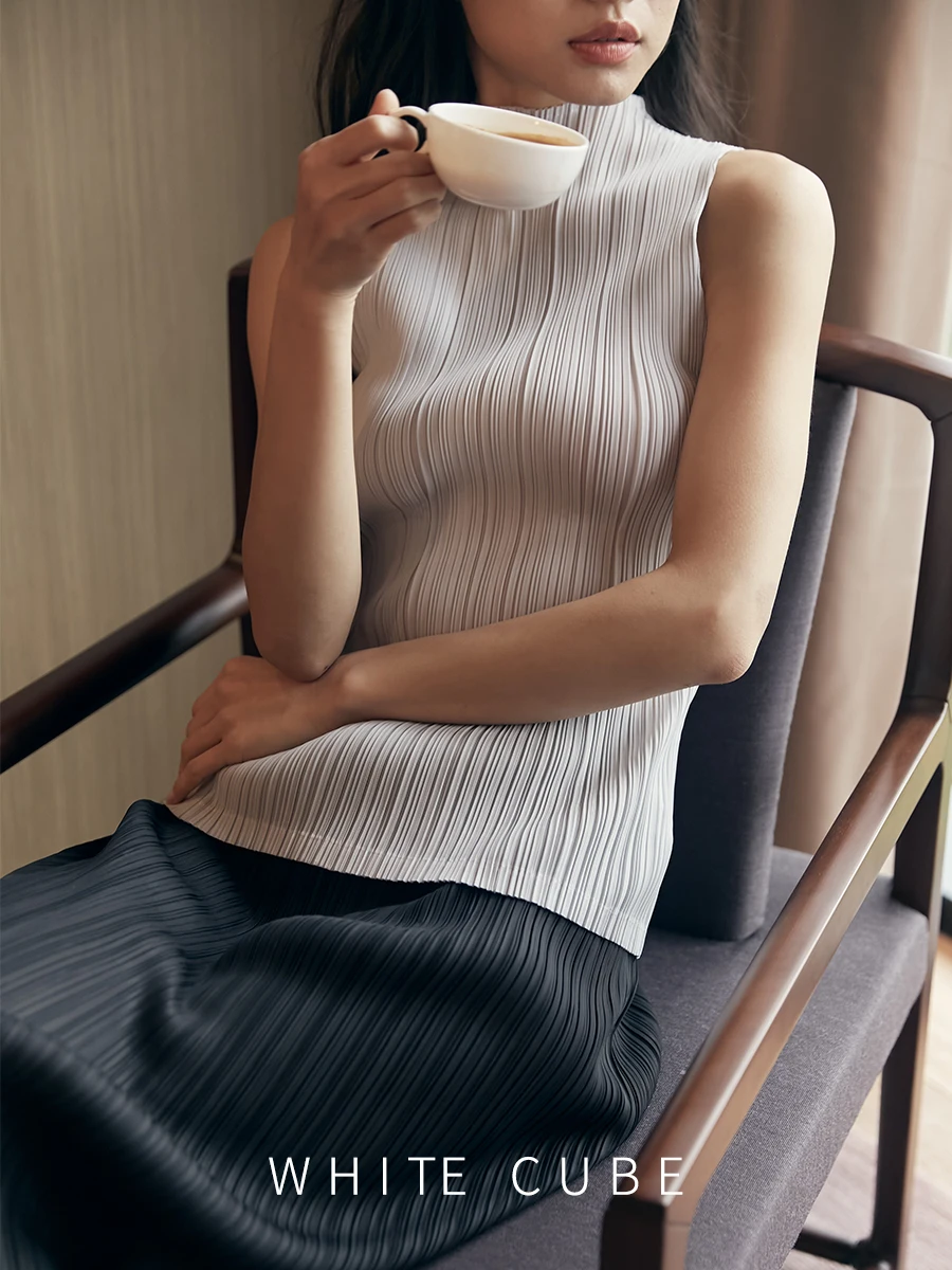 Футболка без рукавов Whitecube Sanzhai Wind Pleat топ рубашка полувысокий воротник