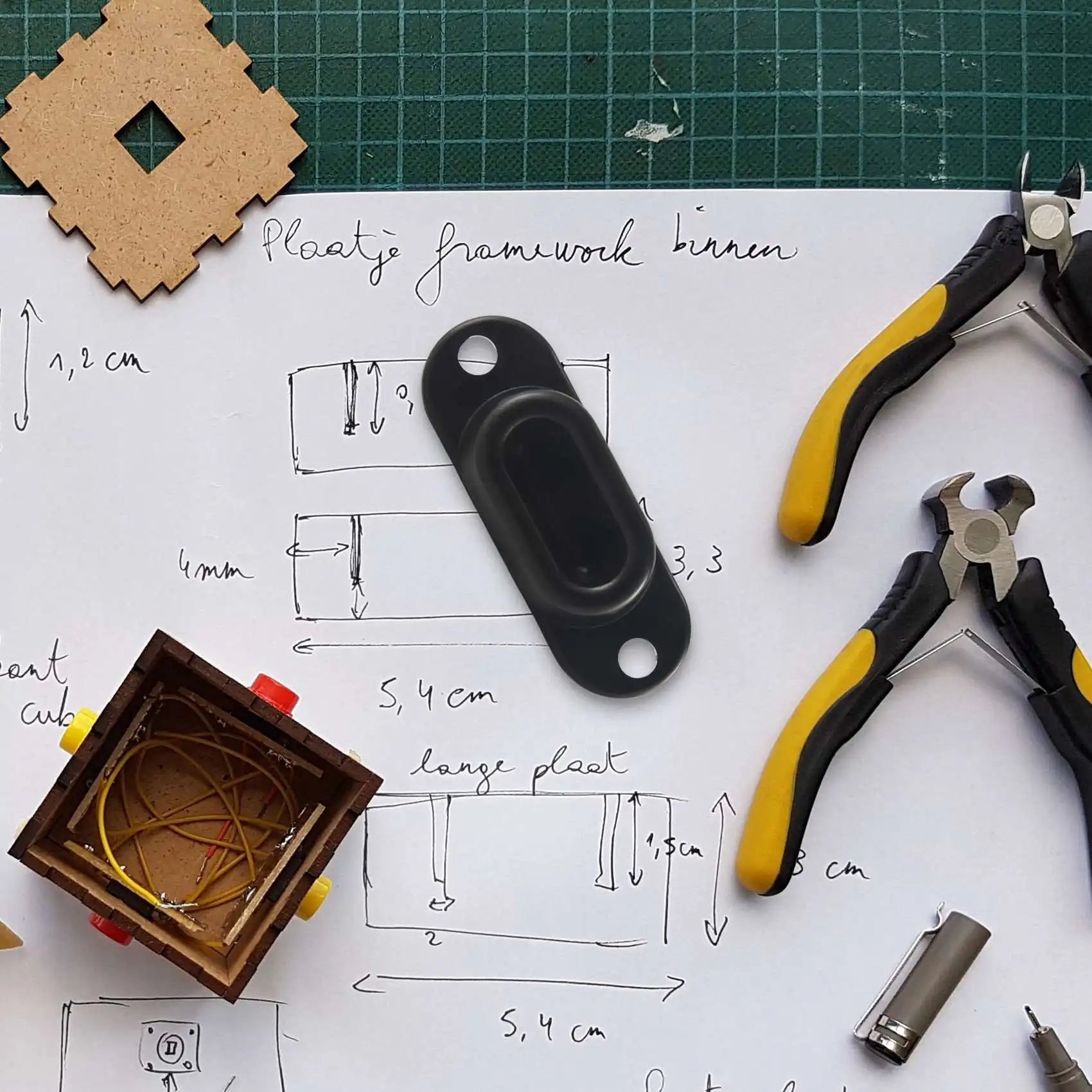 9017660161 Направляющая клиновой остановки двери для Mercedes Benz MB VITO W638 SPRINTER W901