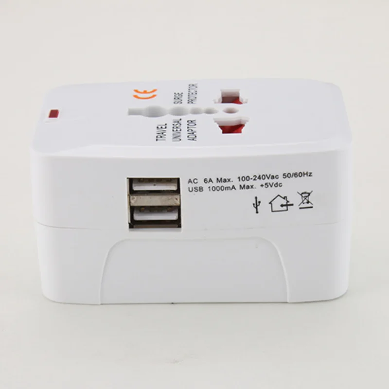 Универсальный переходник с двумя USB-портами универсальное зарядное устройство