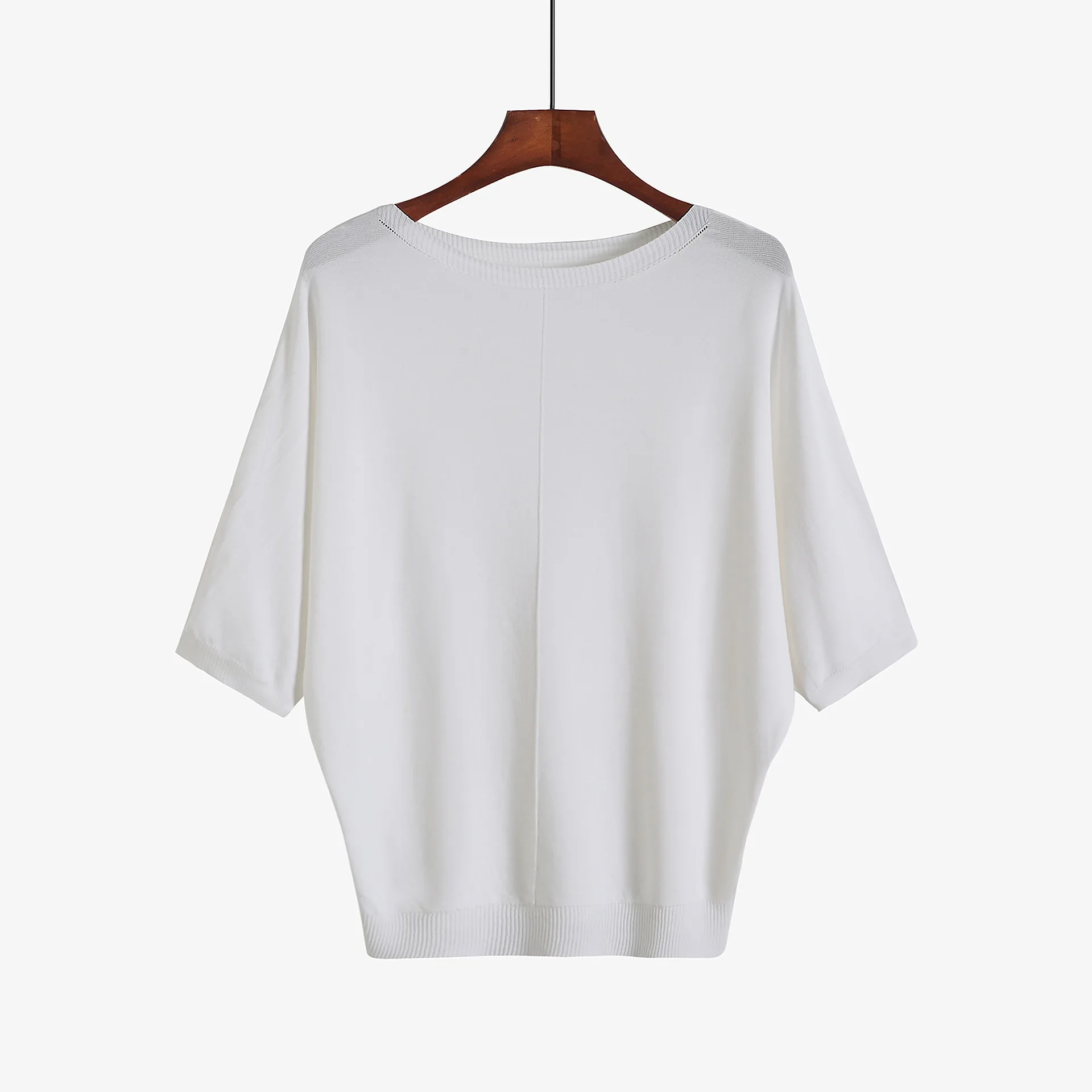 

Футболка женская трикотажная с коротким рукавом, свободная