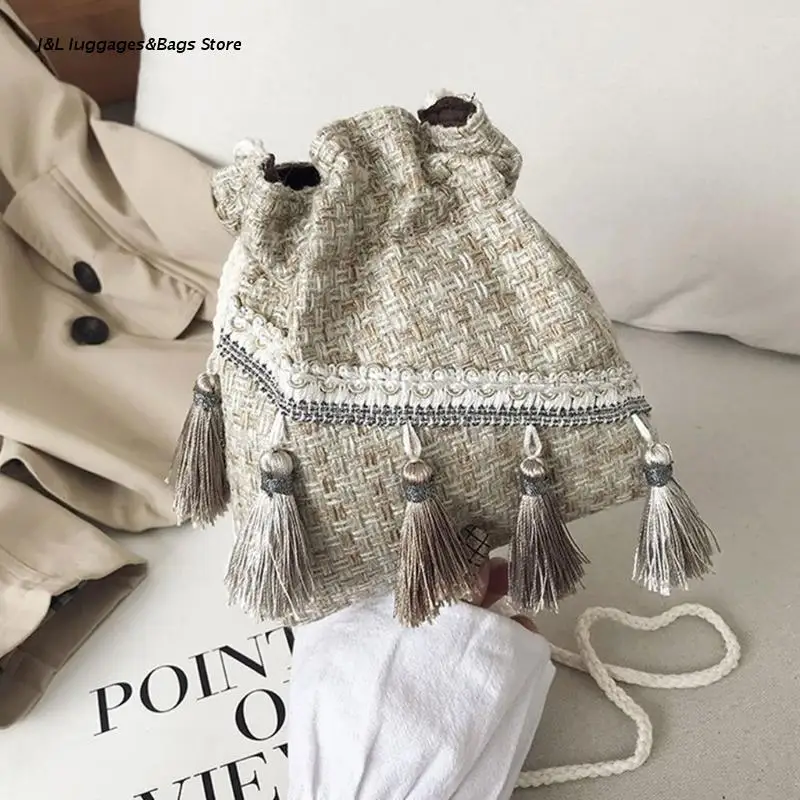 

Knitted Crossbody Bag Drawstring Shoulder Bags Bucket Tassel Tote for Women Fashion Messenger Bag Casual Handbags