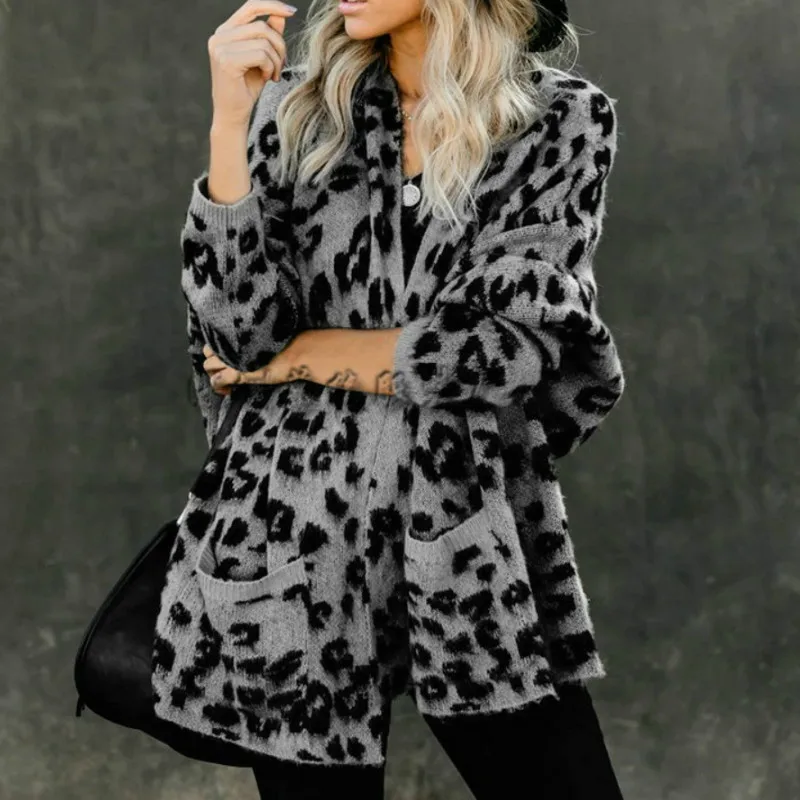 

2021 New Women Autumn and Winter Long Sleeve Cardigan Casual Loose Leopard Print Knitted Pocket Sweater Jacket Cardigan 2 Color