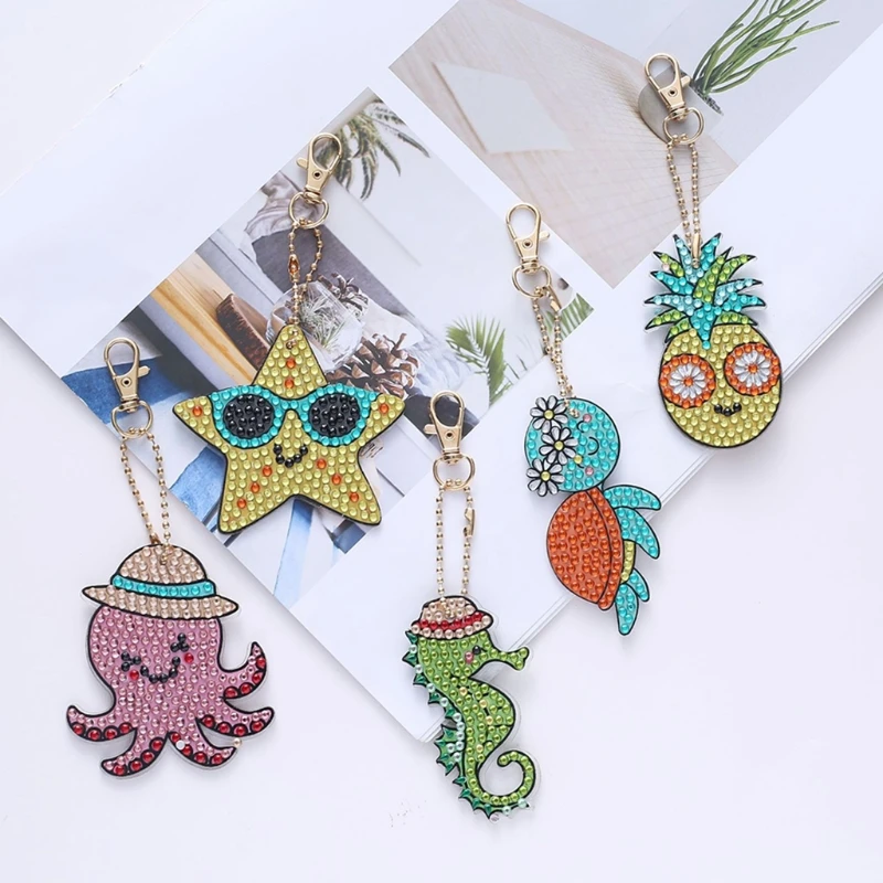 

Sticky Mosaics Keychains Creativity Diamond Art Painting Kits for Kids Crafts for Beginners Girls Sticky Mosaics Pendant A2UB
