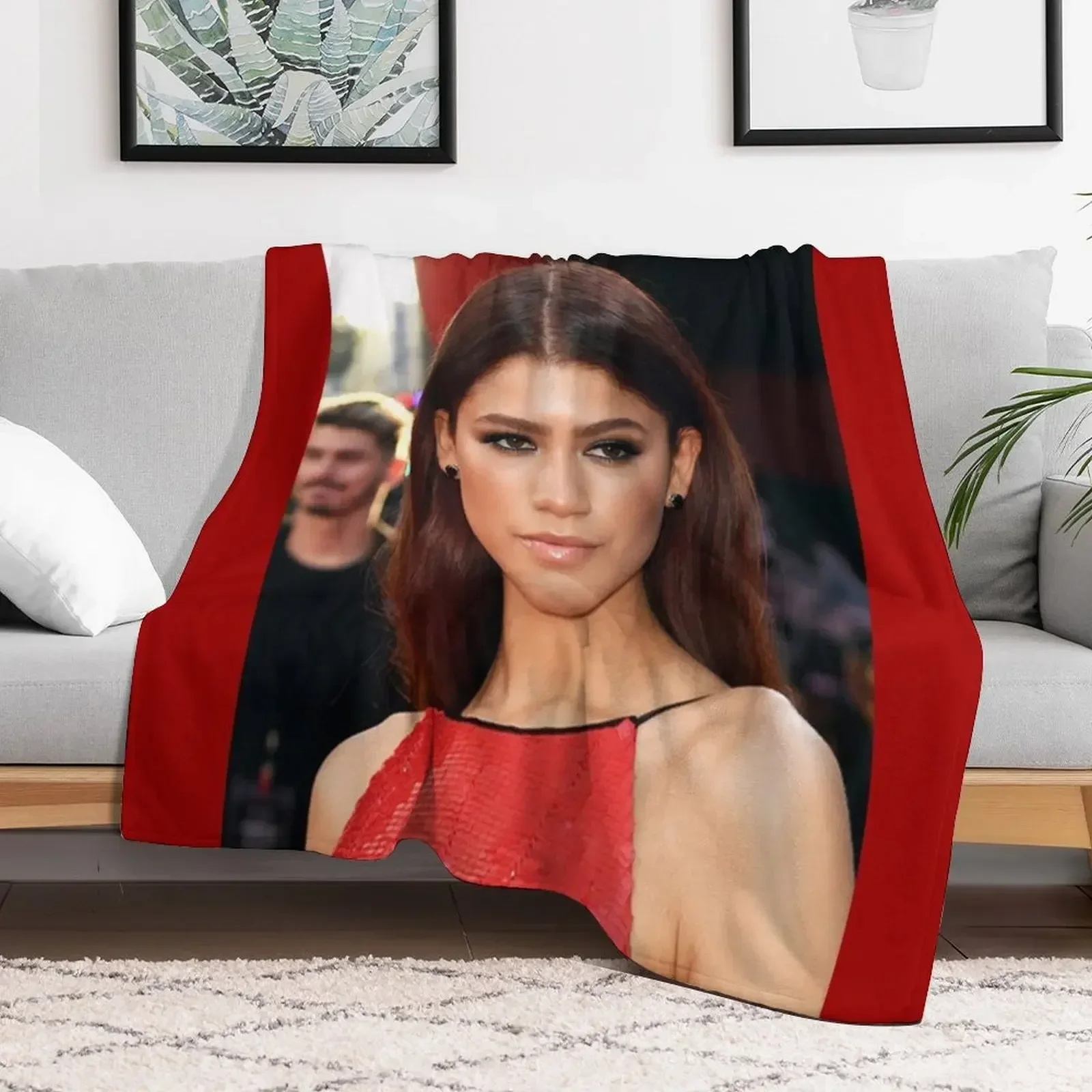 Пушистое одеяло Zendaya Coleman