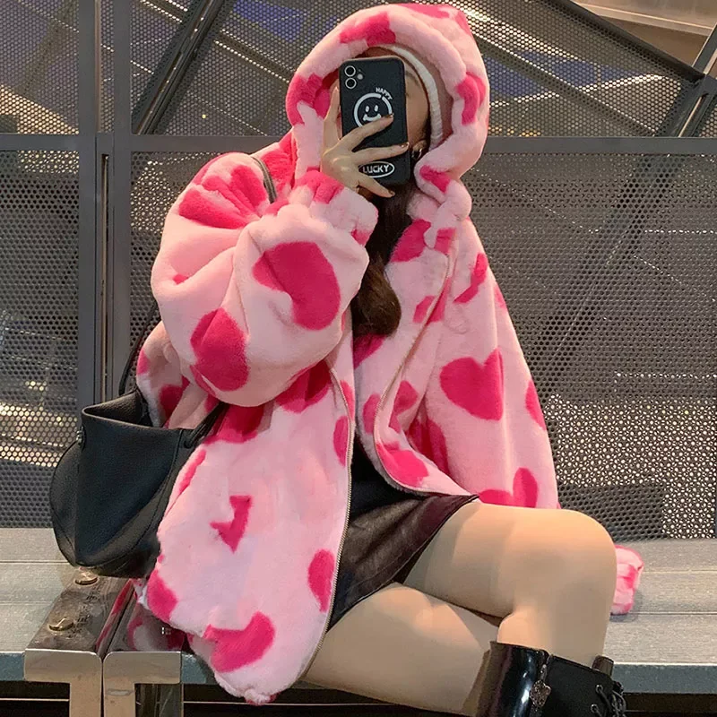 

NEW IN Harajuku Heart-shaped Print Plush Jacket Women Winter Korean Large Size Long Sleeve Hooded Coat Thick Warm Couple Streetw