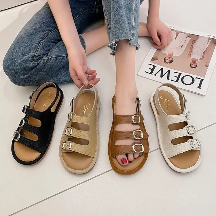 

2023 New Sandals Women's Summer Roman Sandals Women's Flat Bottom Casual Outwear Beach Shoes Women's Shoes with One Button