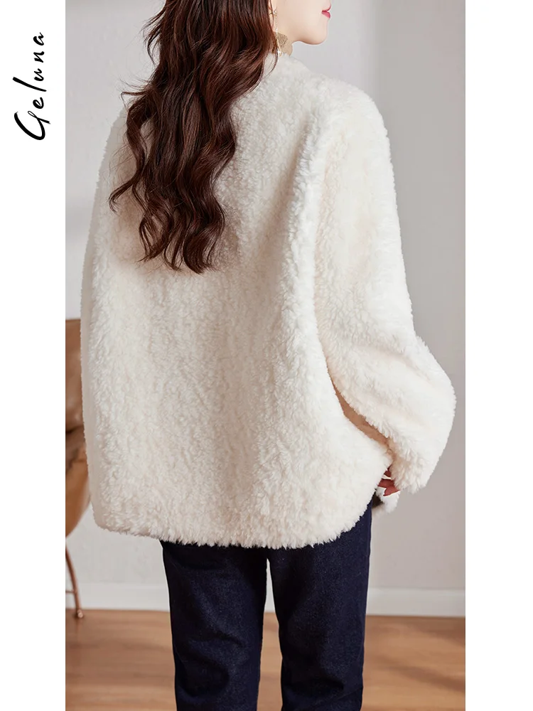 Женская шуба для стрижки овец зима 2024 новая маленькая модная белая флисовая