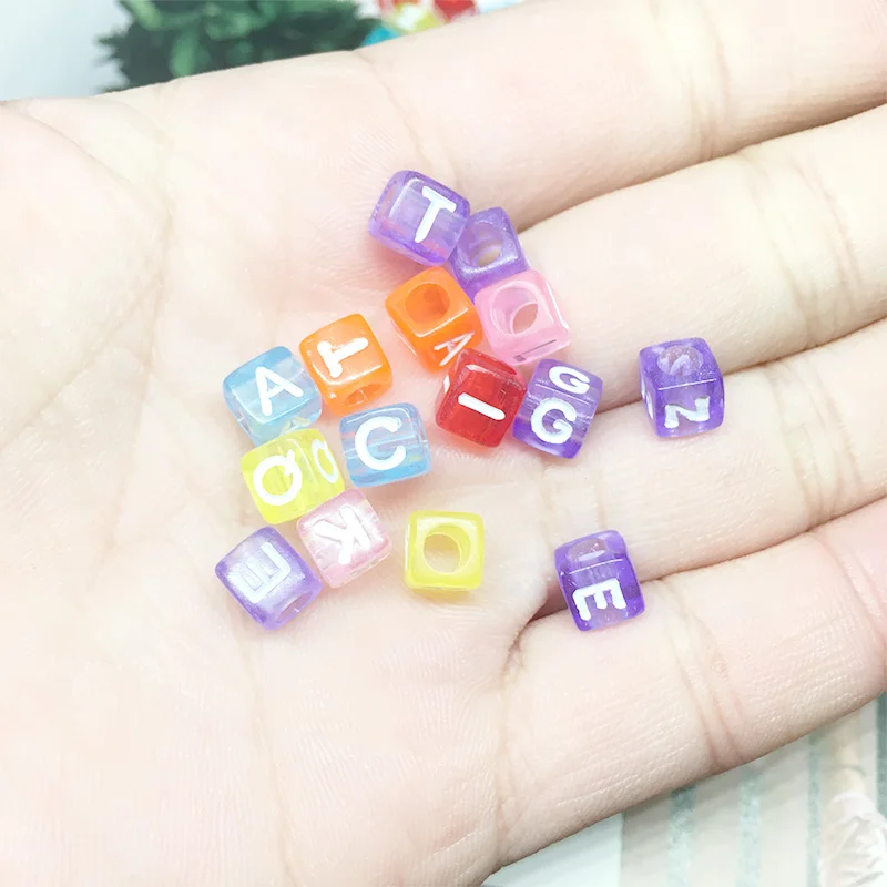 Бусины с буквами алфавита 6*6 мм 500 шт./партия