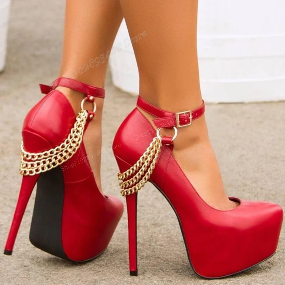 Красные туфли-лодочки на платформе с металлической цепочкой и декором модная