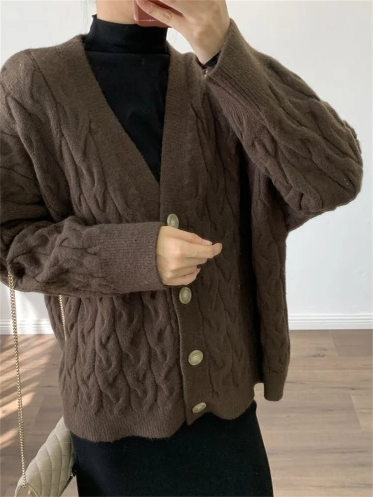 

2022 Autumn and Winter Knitted Tops Retro Twist New Sweaters Loose and Lazy Wind Knitted Cardigan Coat Korean Clothes Women Y2k