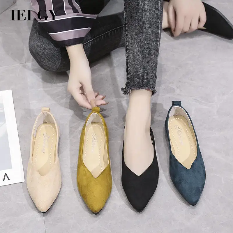 

IELGY women's large size shallow mouth soft leather slip-on shoes