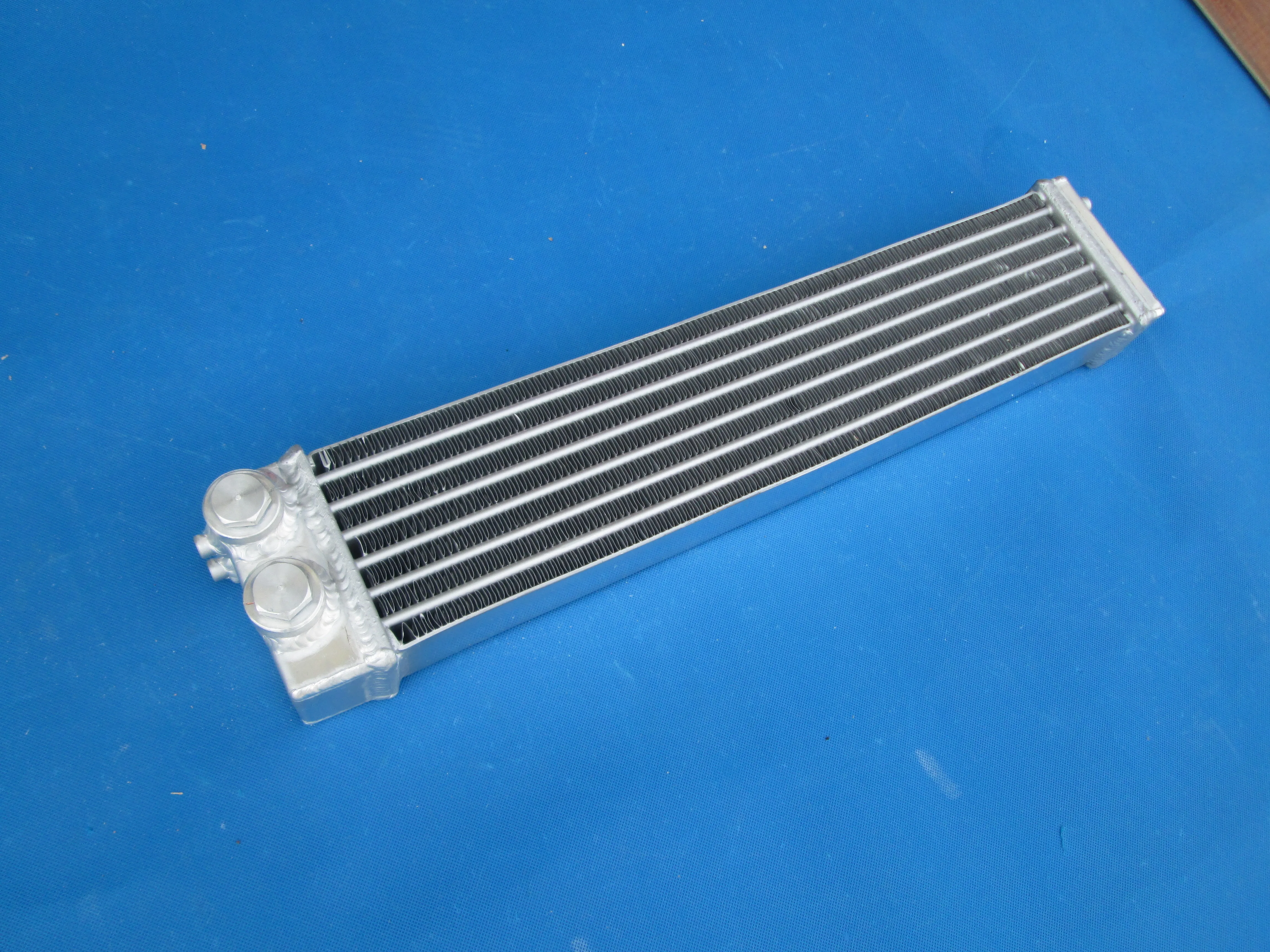 

Aluminum Oil Cooler For 1971-1995 Mazda RX2 RX3 RX4 RX7 1972 1973 1974 1975 1976 1977 1978 1979 1980 1981 1982 1983 1984 1985