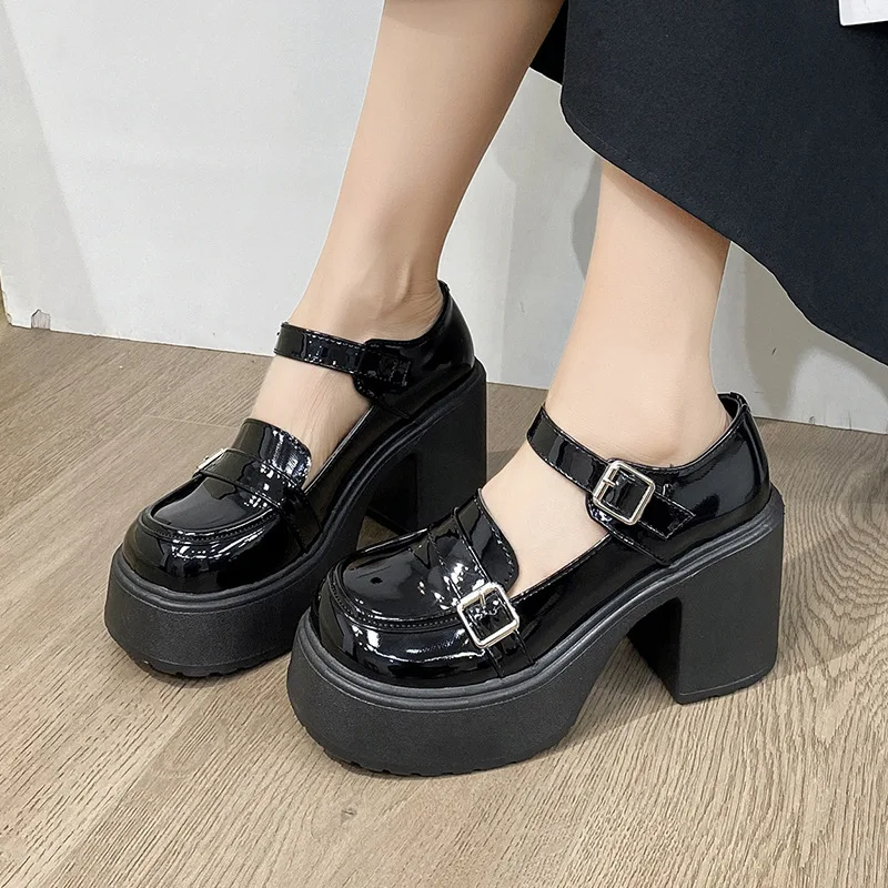 Повседневная женская обувь на каблуке 2025 года с ремешками массивные сандалии для