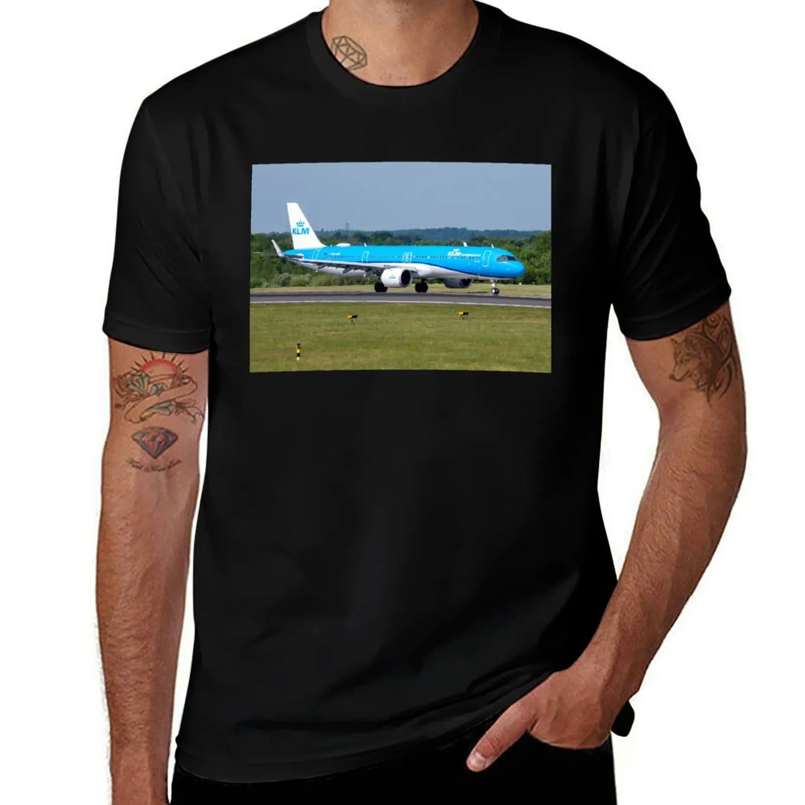 Фото Мужская футболка с принтом MAN from AMS KLM Airbus A321-252NX №1