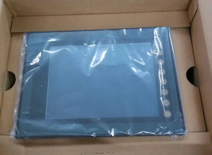 UG221H-LE4 сенсорный экран Новый в коробке хорошо работает наличии