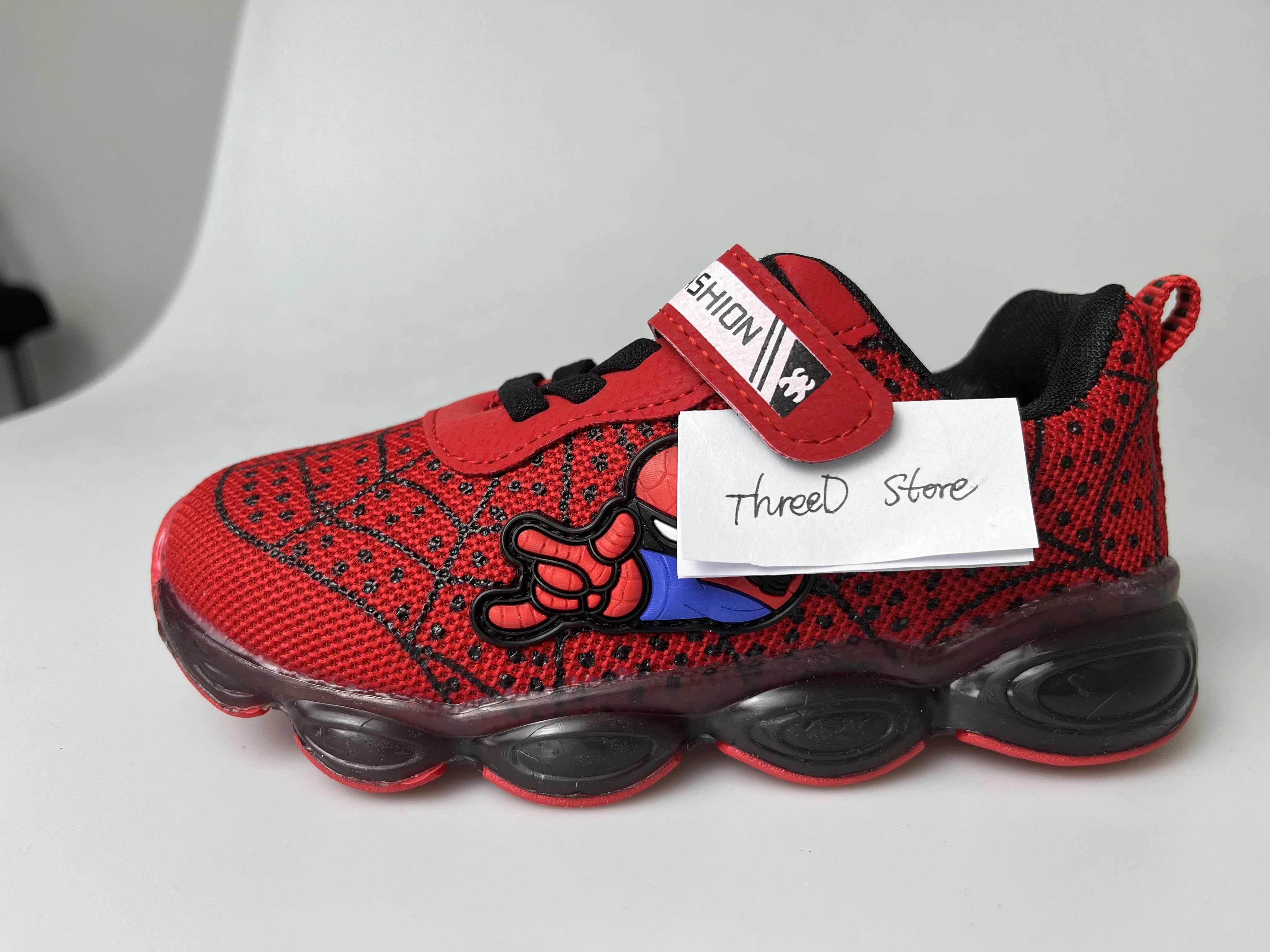 

Luminous children's shoes and LED lights cartoon silk horse shoes children boys sports shoes girls fashion leisure sports shoes