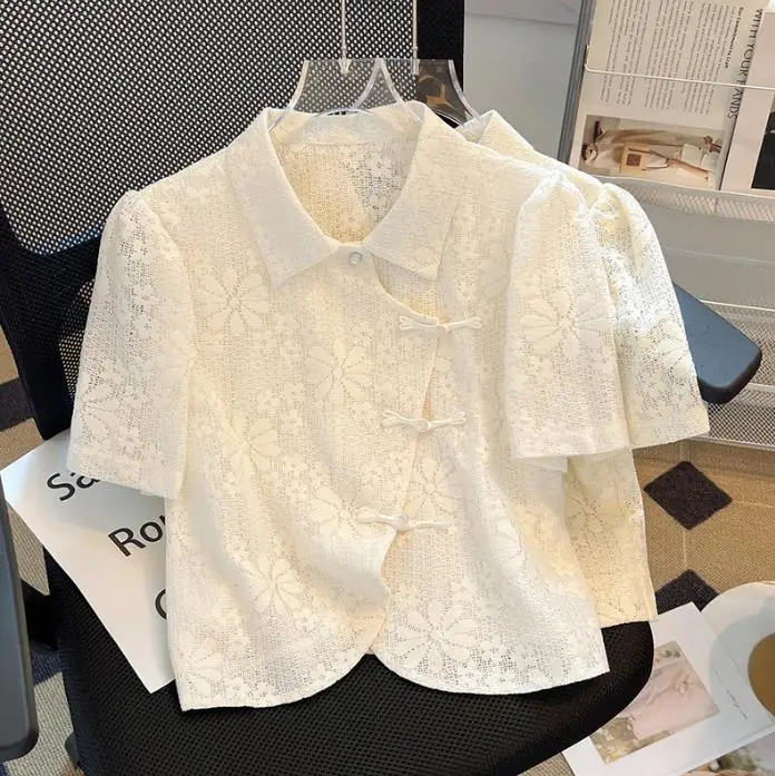 

Fashion women's short sleeved hollowed out shirt