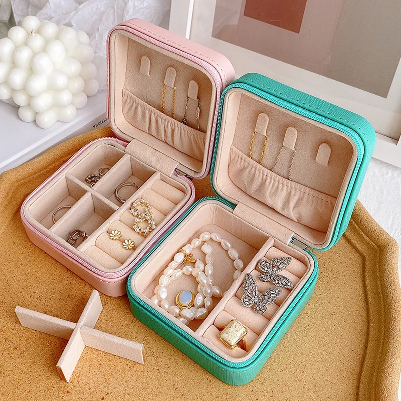 Simple and Portable Palm Jewelry Box, European and American Rings and Earrings Storage Box, Zipper Flap, Travel Accessories Box