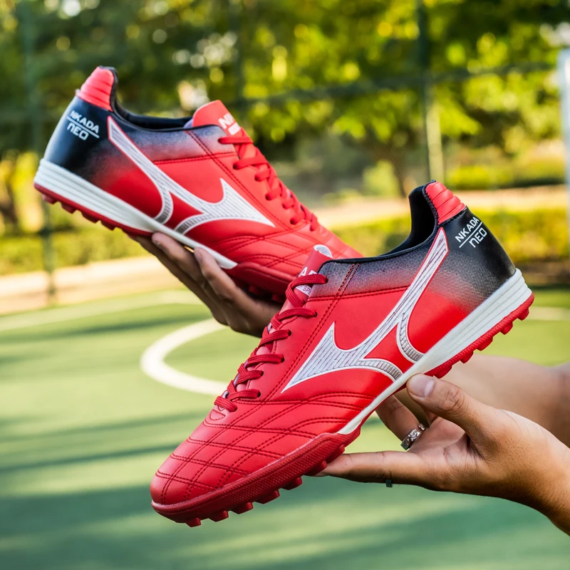 Professional Football Training Shoes Men High-quality Non-slip Football Shoes Child Outdoor Sports Futsal Training Shoes 32-46#
