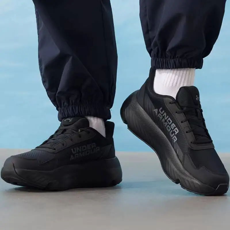 Фото Новые кроссовки Under Armour 2026 Mesh с толстой подошвой, черные, унисекс, спортивная обувь 6010425-001 №3