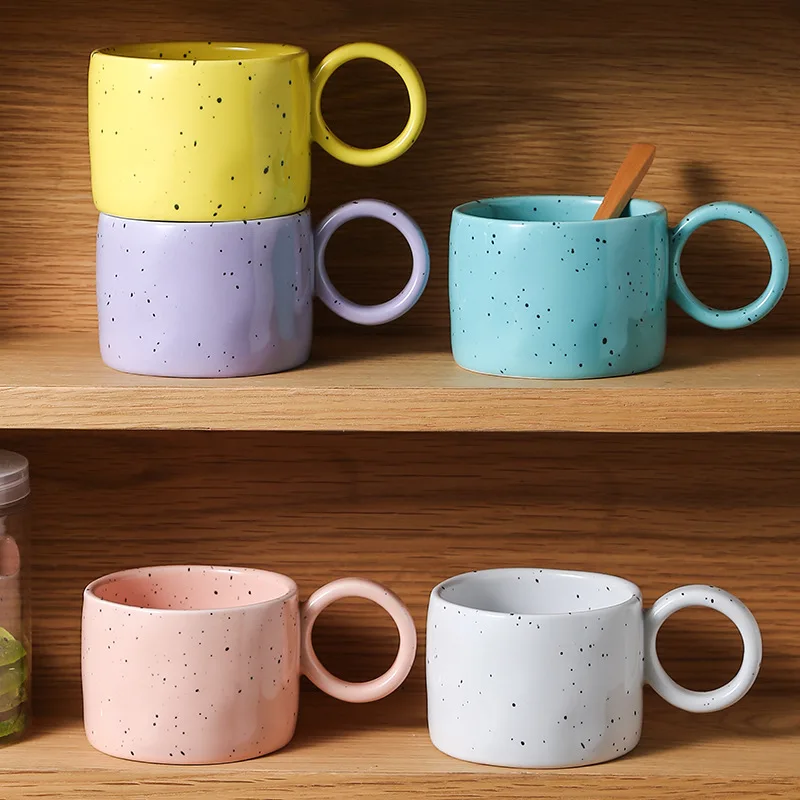 

Korean Colorful Ceramic Coffee Cups with Round Circle Handle 300ml Breakfast Drink Milk Tea Water Cup Tableware Couple Mugs Gift