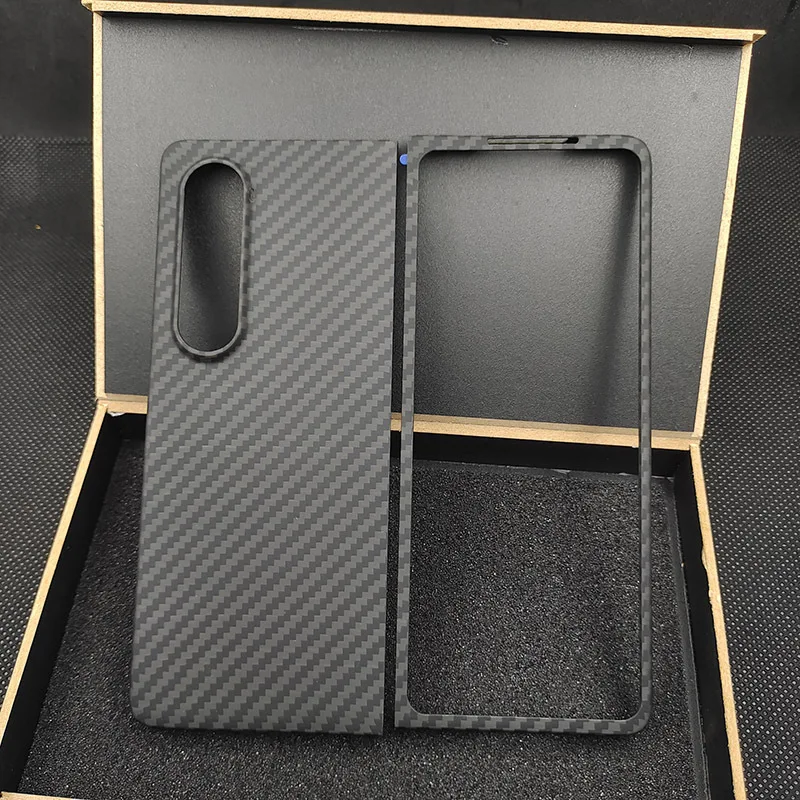 

Складной защитный чехол из углеродного волокна W23 для Samsung Zfold4