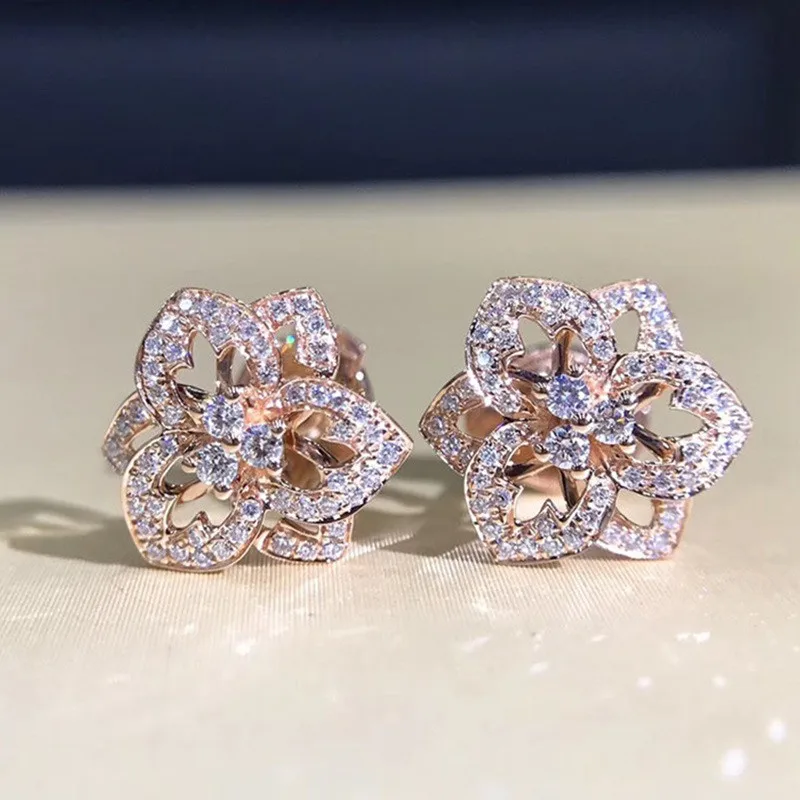 

Luxury Sweet Hollow Flower Floral Ladies Stud Earrings for Women Full Micro Paved Rhinestone Crystal Zircon Party Jewelry