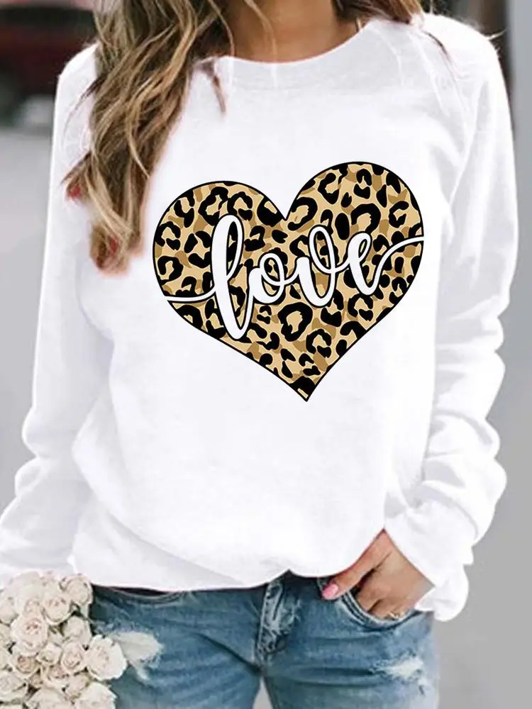 

Women Pullovers Clothing Ladies Spring Autumn Winter Hoodies Female Leopard Love Heart Casual Fashion Graphic Sweatshirts