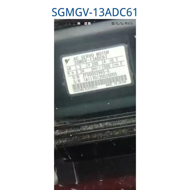 

Б/у, функция servomotor SGMGV-13ADC61, тест 1,3 кВт, в целости