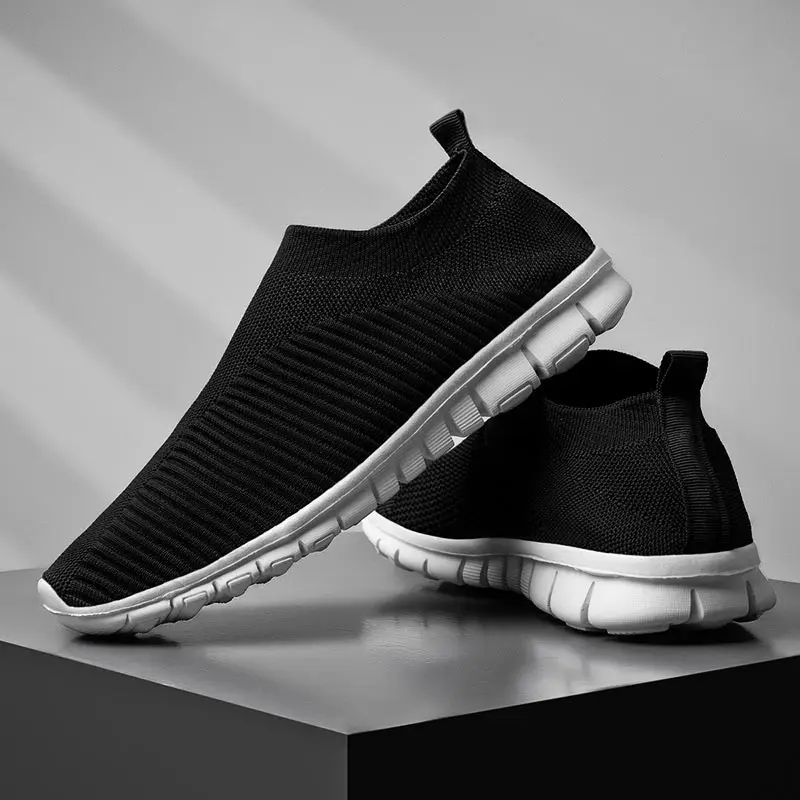

low top men running shoes sports sport esparirilles slip-ons Kid sneakers male tenos outdoor Athletics shose luxury