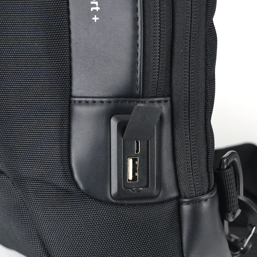 Мужская нагрудная сумка с USB-портом и кошельком 2156