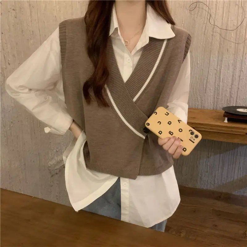 

Irregular v-neck vest cardigan knitted jacket women spring and autumn 2022 new loose and thin casual sleeveless solid cardigan