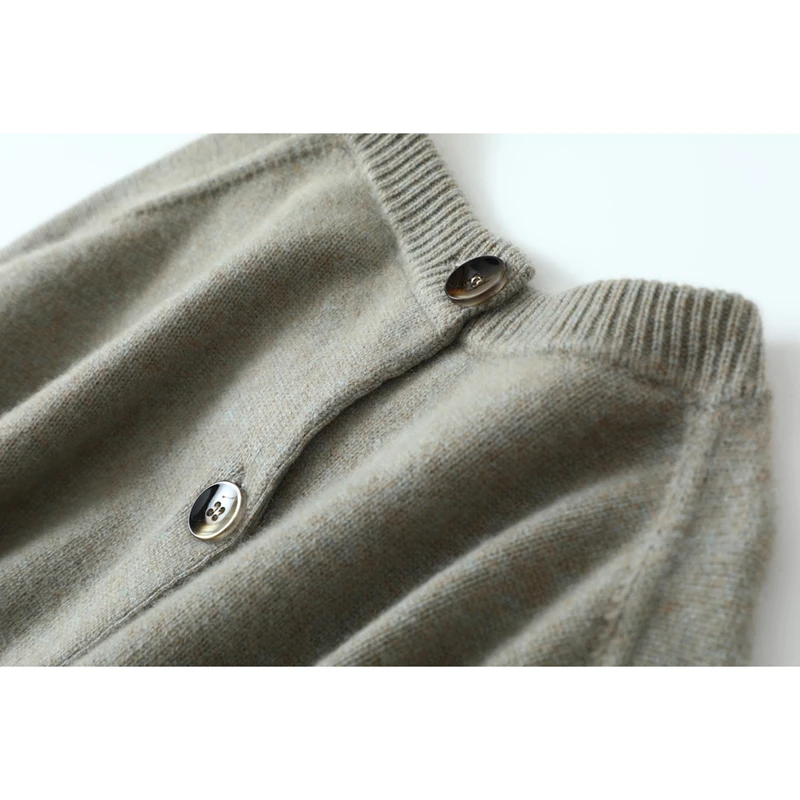 Рисунок 2 - Женский кардиган