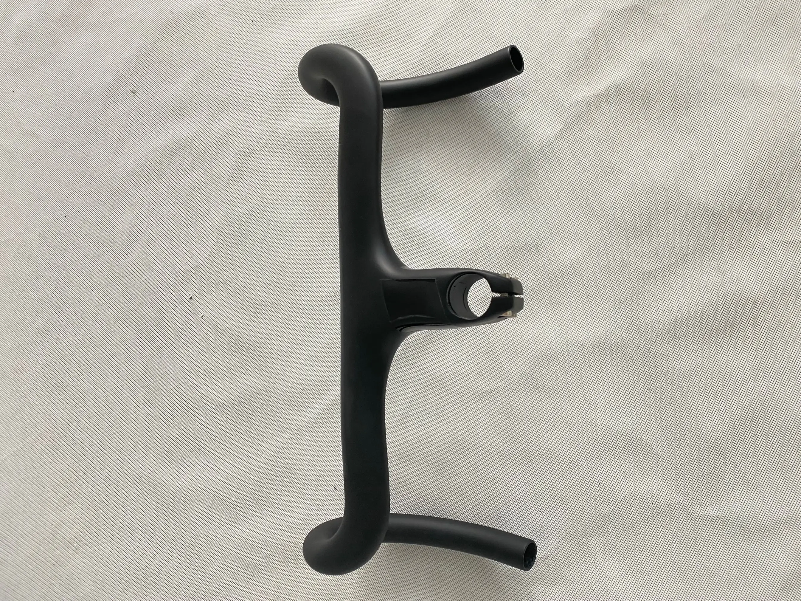 Совершенно новый гоночный шоссейный велосипед матовый UD полностью из