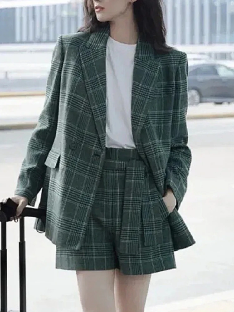 

2022 Autumn New Maj Suit Collar Plaid Knitted Two Button Women Casual Long-sleeved Blazer Jacket Bow Tie Pocket Short Pants