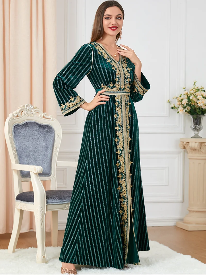 Elegant Dresses For Women Velvet Floral Embroidery Guipure Lace Panel Belted Kaftan Saudi Women's Jalabiyat Pakistan Robe Winter