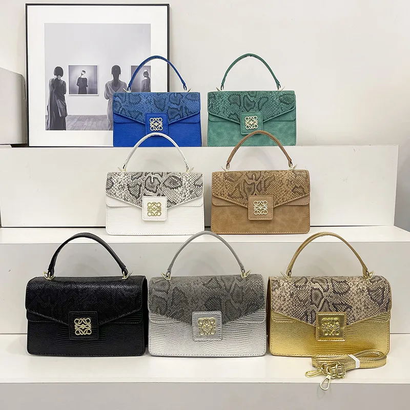 

Новая ретро модная сумка на плечо со змеиным узором 2023 Новая Универсальная маленькая квадратная сумка через плечо женская сумка и сумочки