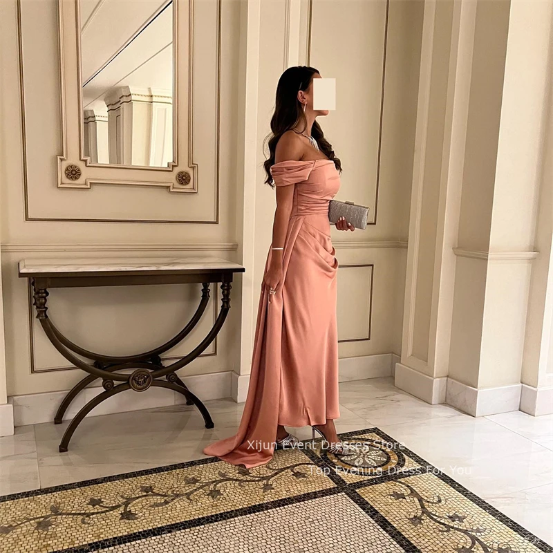 Женское короткое вечернее платье Xijun розовое с открытыми плечами и рукавами из