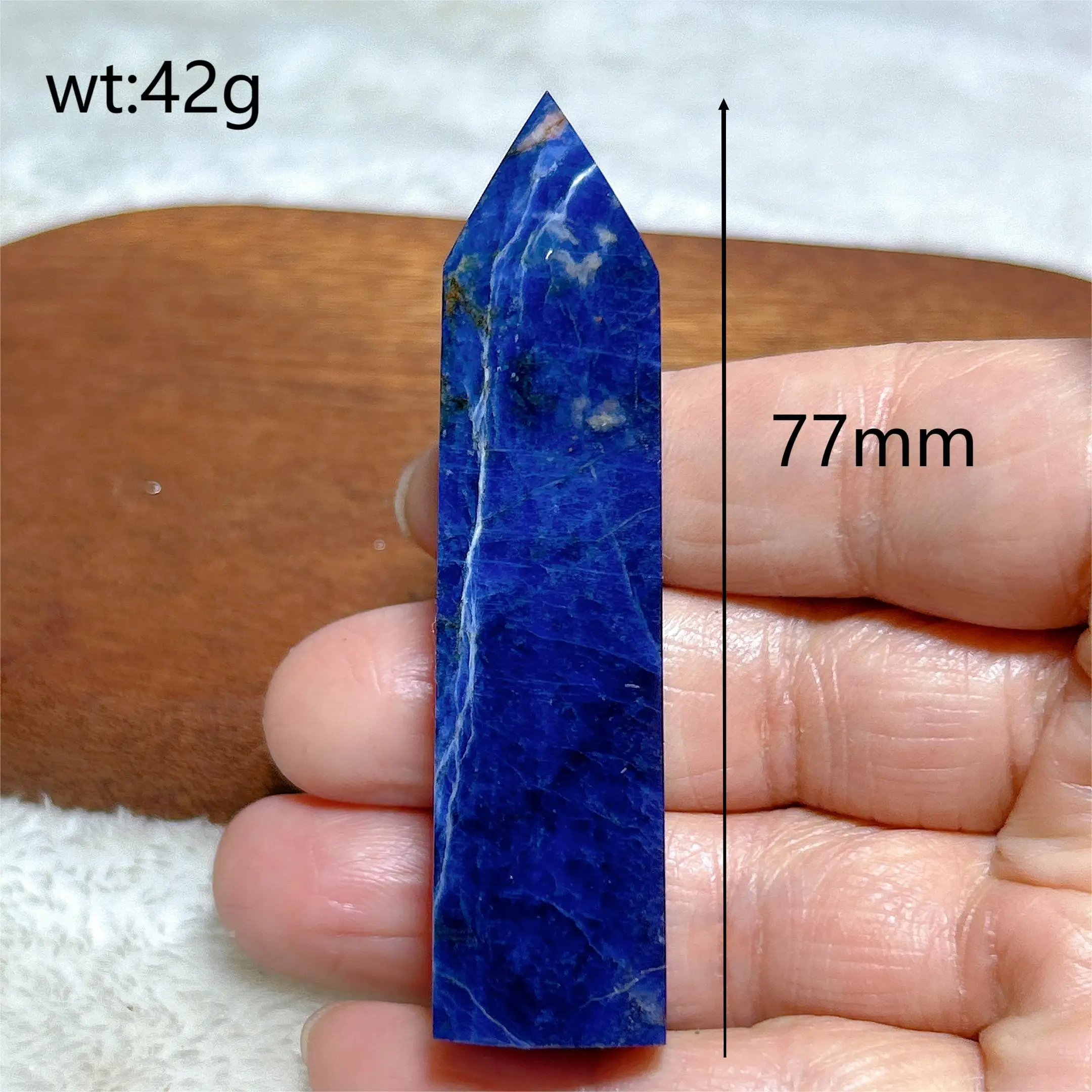 

Кристалльная башня содалит