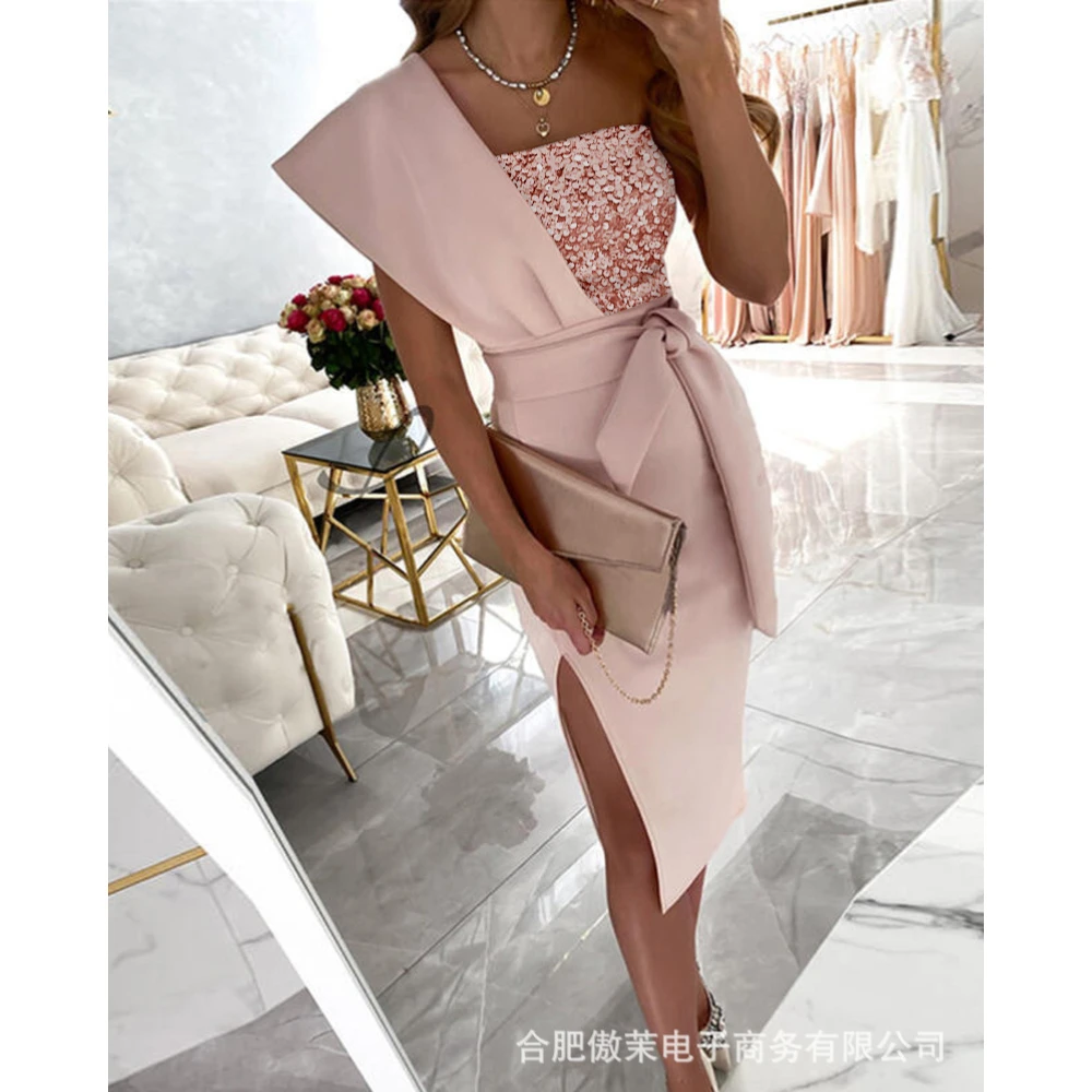 

Очаровательные Красные Короткие коктейльные платья для женщин с перьями на одно плечо женские вечерние платья с длинным рукавом для вечери...